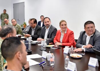 Acuerdan reforzar campañas de prevención del delito y adicciones en Juárez