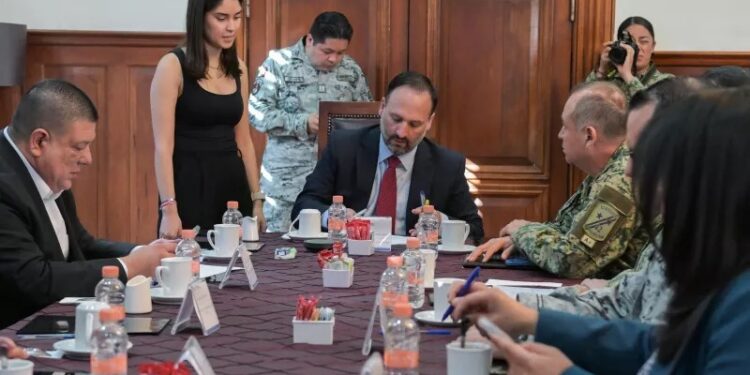 Coordinan esfuerzos ante incendios forestales y operativo de Semana Santa