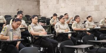 Refuerzan agentes municipales de detención conocimientos en primeros auxilios