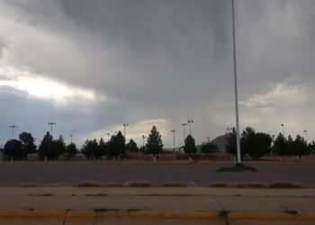 Cielo despejado a parcialmente nublado en gran parte del estado