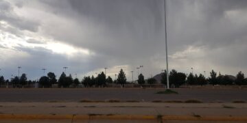 Cielo despejado a parcialmente nublado en gran parte del estado