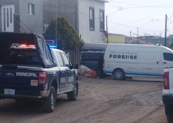 Localizan a mujer sin vida en tiendita en Cuauhtémoc