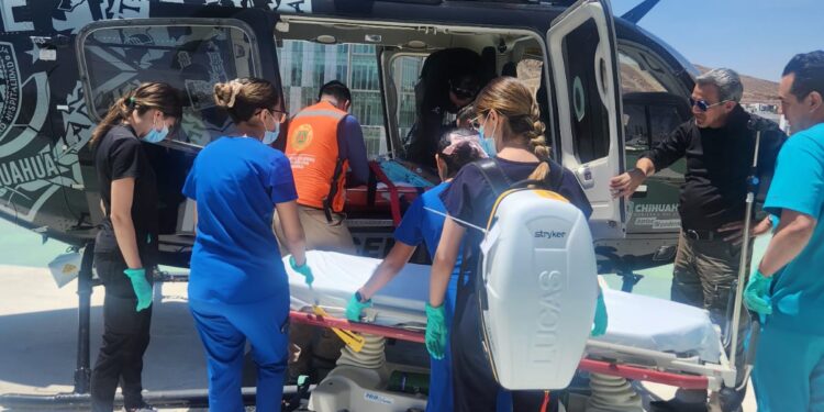 Trasladan vía aérea a víctima rarámuri de accidente en Guachochi