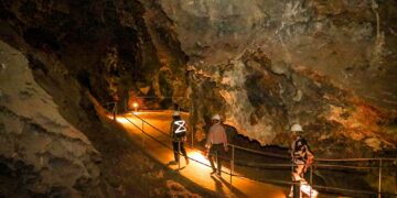 Reconocen a las ‘Grutas de Nombre de Dios’ durante el Tianguis Turístico de México 2025