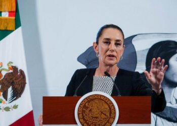 Claudia Sheinbaum frena ley que permitía bloqueo de plataformas