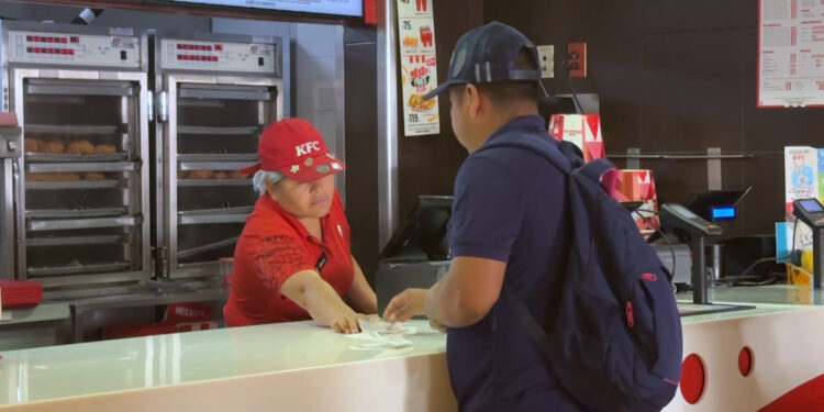 Algunos trabajadores laboraron el Día del Trabajo en Chihuahua