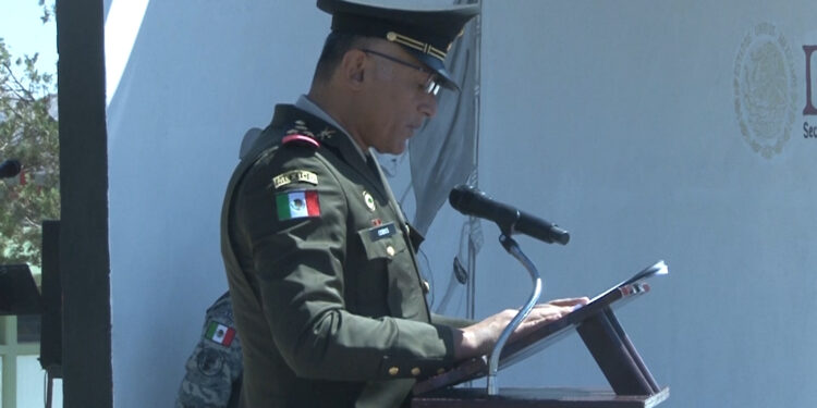 Conscriptos rinden protesta a la bandera en el 23 Batallón de Infantería