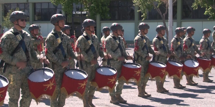 Conscriptos rinden protesta a la bandera en el 23 Batallón de Infantería