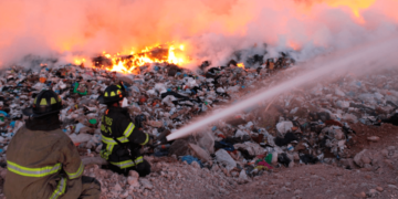 Piden bomberos no prender fuego a maleza ni basura