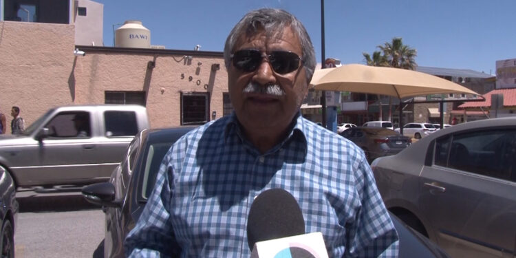 Ciudadanos opinan sobre el uso del transporte público ante saturación vehicular