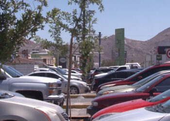 Ciudadanos opinan sobre el uso del transporte público ante saturación vehicular