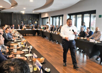 Expone fiscal estrategias contra delitos de alto impacto en reunión con Coparmex