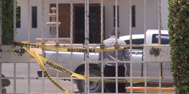 Operativo sorpresa de la Fiscalía en panteón La Colina