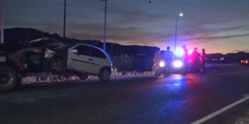 Choque por omisión de alto en Rosales