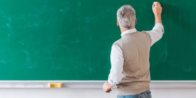 ¿El 15 de mayo es feriado por ser Día del Maestro?