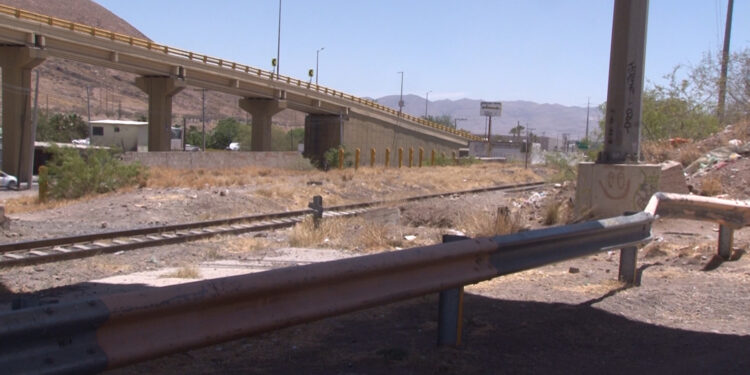 Hombre muere arrollado por el tren en la colonia Popular
