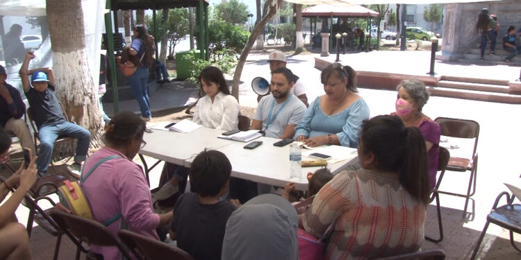 Víctimas de desplazamiento forzado exigen retornos seguros