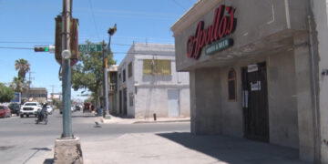 Tras discusión asesinan a hombre a las afueras de un bar en Meoqui