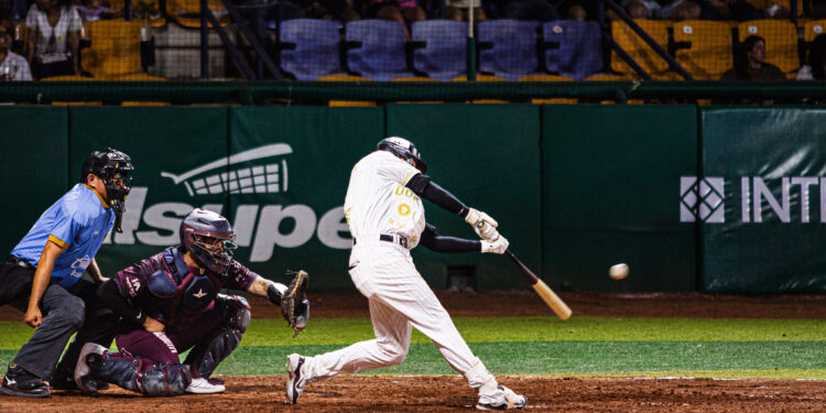 Triunfo y récord para Dorados
