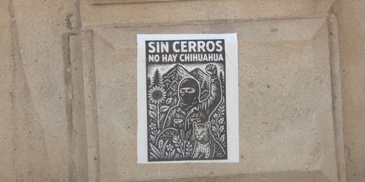 Borran pintas en Palacio de Gobierno tras protesta ambiental