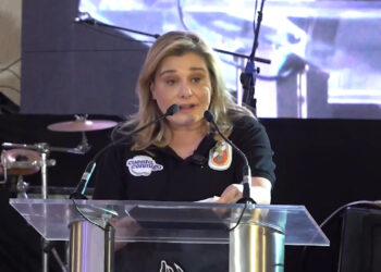 Anuncian aumento al salario de trabajadores de gobierno sindicalizados