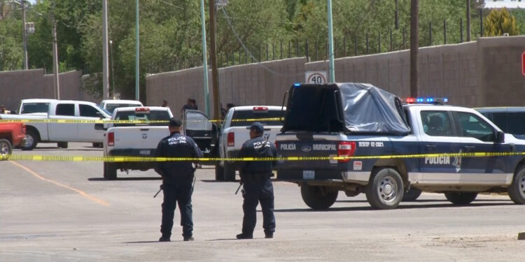 Agente ministerial termina con su vida tras asesinar a su esposa