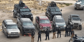 Aseguran vehículos y armamento en Guachochi