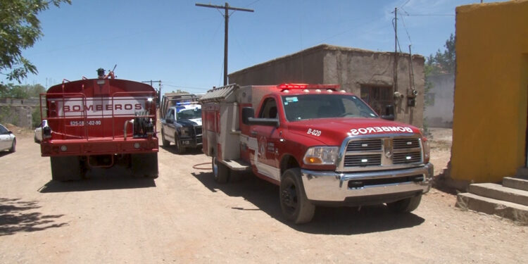 Incendio en Cuauhtémoc moviliza a cuerpos de emergencia