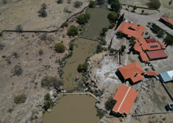 Conagua reveló fotografías de construcciones ilegales en rancho de César Duarte