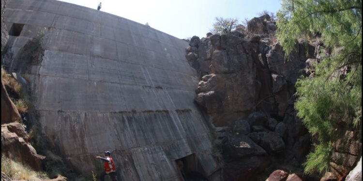 Conagua reveló fotografías de construcciones ilegales en rancho de César Duarte