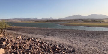 Rescataron a hombre a punto de ahogarse en la Presa Chihuahua