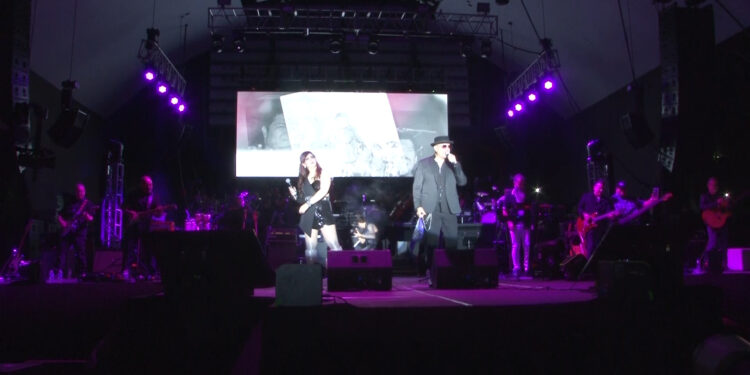 Chihuahuenses disfrutaron una noche de rock sinfónico