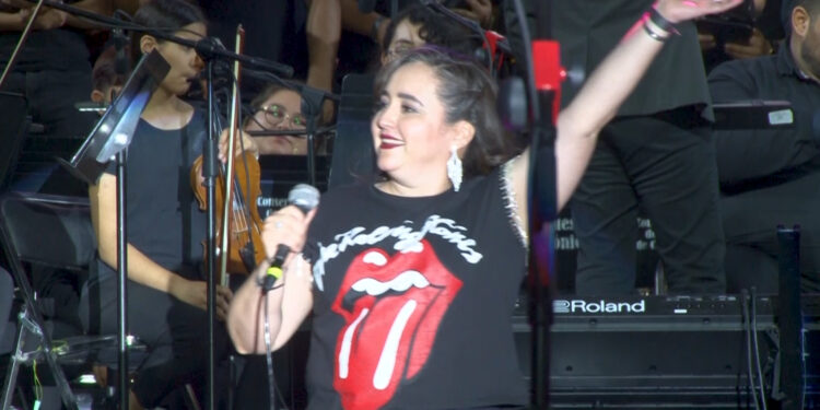 Chihuahuenses disfrutaron una noche de rock sinfónico