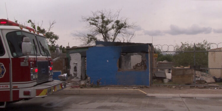 Incendio en vivienda deshabitada de la colonia División del Norte