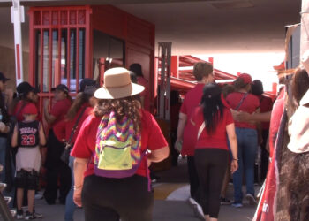 Toman oficinas del SNTE por reforma al ISSSTE