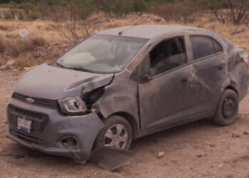 Conductor pierde el control y choca en la carretera a Aldama