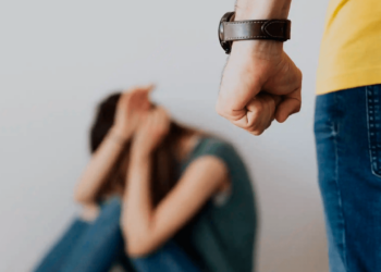 Si pasas por violencia familiar, busca ayuda en las UAVI