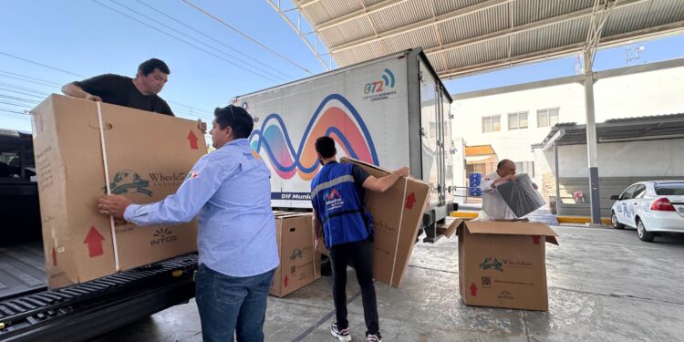 Entregan 12 sillas de ruedas al DIF Municipal para personas con discapacidad