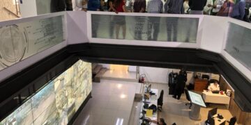 Informan a pequeños comerciantes sobre programas de seguridad