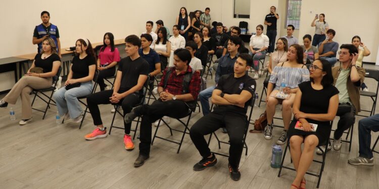 Concluye con éxito “Diplomado de Liderazgo Humanista” del municipio