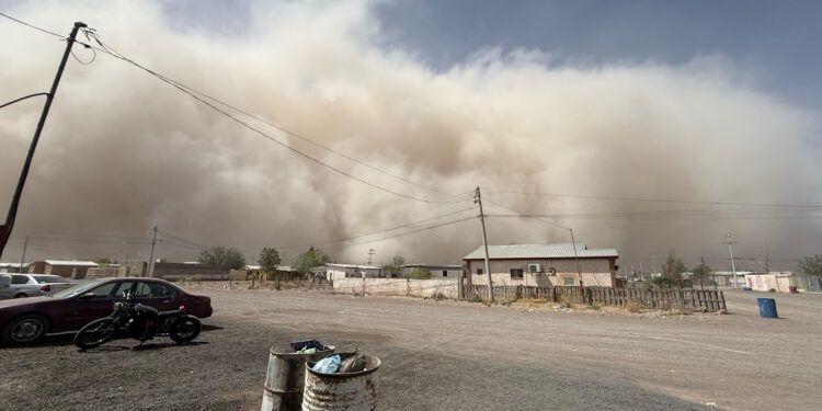 Se mantiene alerta por vientos fuertes en territorio estatal