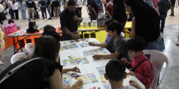 Festejan a hijos e hijas de trabajadores de la Fiscalía de Distrito Zona Occidente