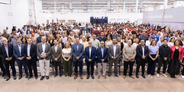 ENCES reporta más de 4 mil beneficiarios en su cuarto aniversario