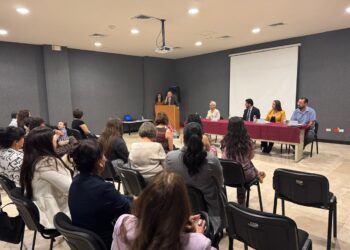 Concluye personal de Pensiones Civiles diplomado de actualización médica