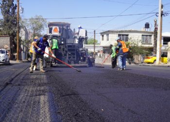 Últimos detalles del recarpeteo en calle Mariano Samaniego