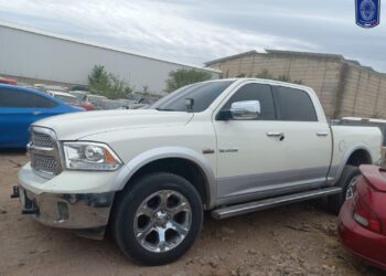 Recupera AEI Occidente pick up robada en la ciudad de Chihuahua