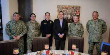 Autoridades municipales se reúnen con nuevo comandante de la Quinta Zona Militar