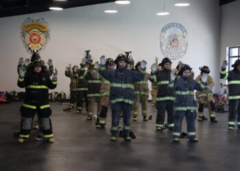 Capacitan a futuros bomberos en el ISSCUU