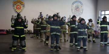 Capacitan a futuros bomberos en el ISSCUU