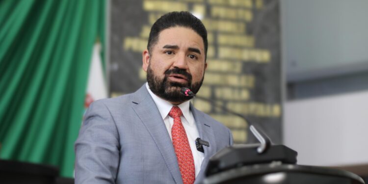 Francisco Sánchez va por reforma al Código Penal para proteger a mujeres que denuncian violencia